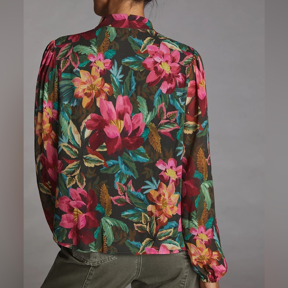 NWT FARM Rio + Anthropologie Pintucked Buttondown Blouse Top in Floral Print - Picture 3 of 9